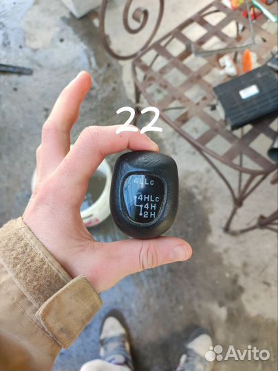 Запчасти на Mitsubishi pajero io 3-хдверный