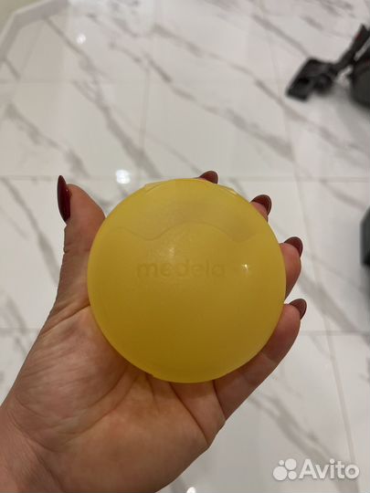 Накладки на грудь medela