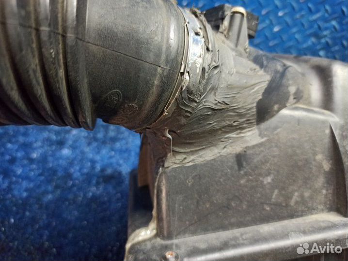 Корпус воздушного фильтра левый Range Rover Sport