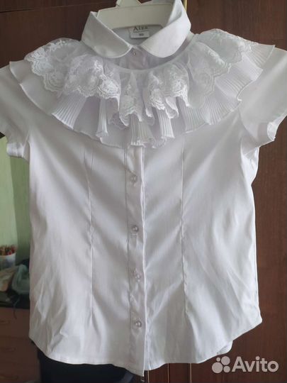Белоснежная блузка
