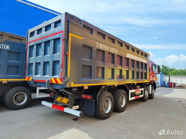 Howo TX ZZ3317V386GE1, 2023