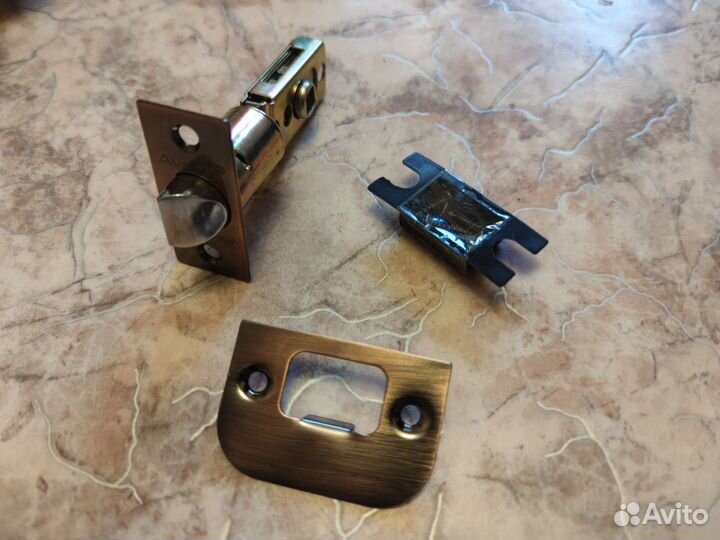 Дверная ручка (комплект)