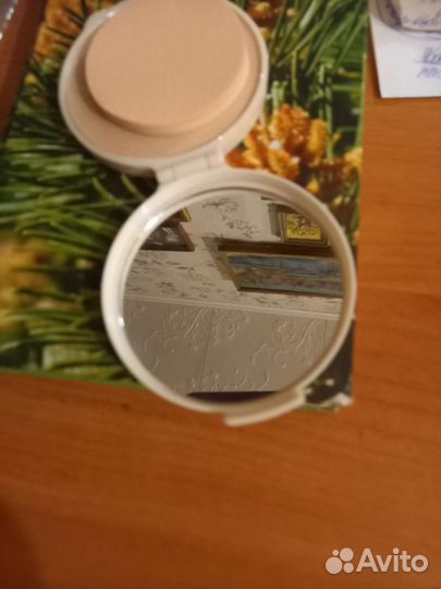 Пудра компактная