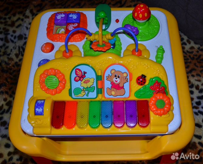 Музыкальная развивающая панель от Chicco Modo для