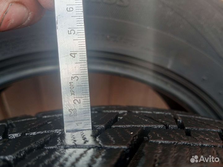 Bridgestone Blizzak DM-V1 225/65 R17