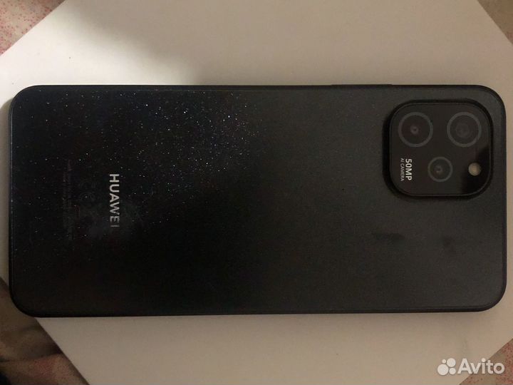 Huawei nova y61