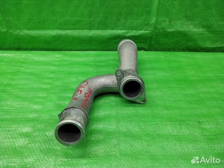 Трубка системы охлаждения Jeep Grand Cherokee