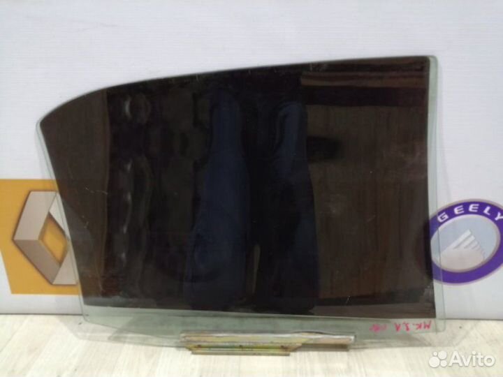 Стекло боковое двери Geely MK Лев