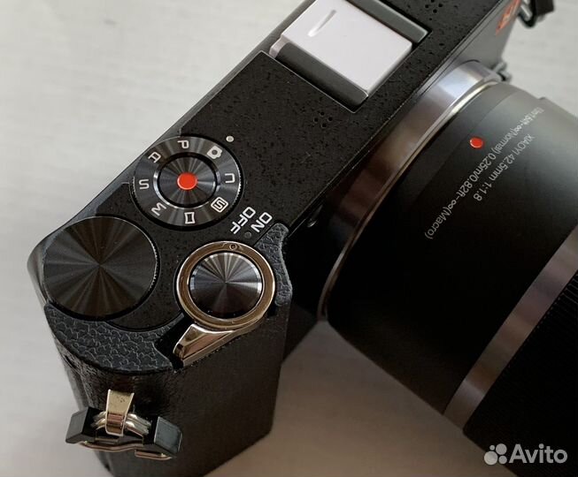 Компактная камера Xiaomi YI-M1 4k