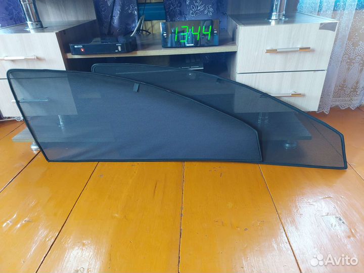 Подлокотник, маскитные сетки, накладка на руль