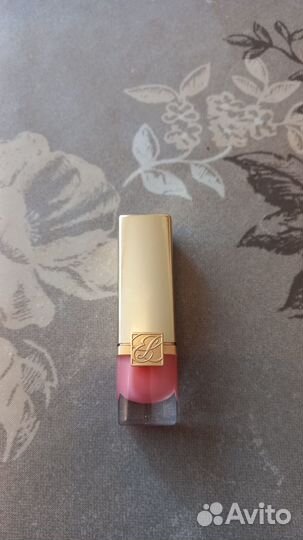 Помада Estee Lauder Pure Color