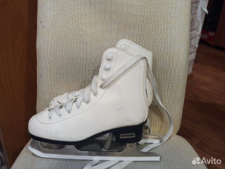 Коньки фигурные
