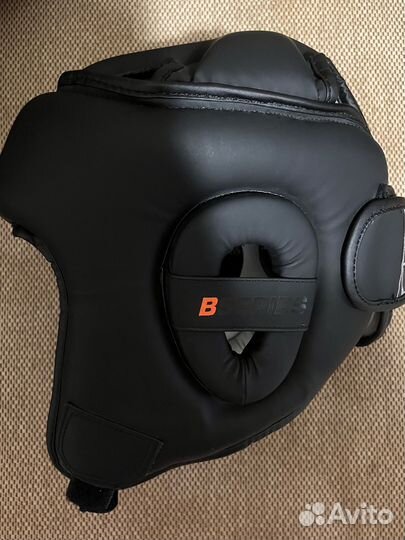 Шлем боксерский BoyBo L