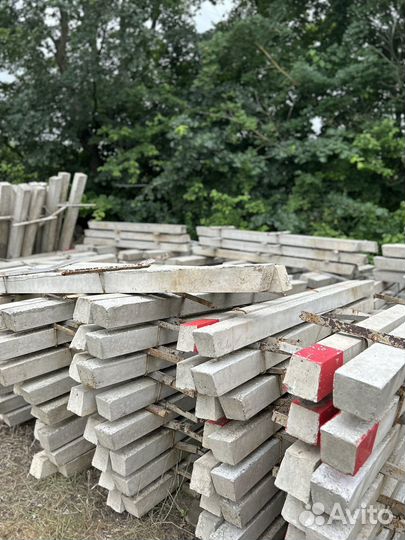 Бетонные столбы