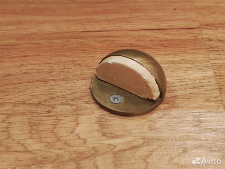 Стопер для двери, напольный