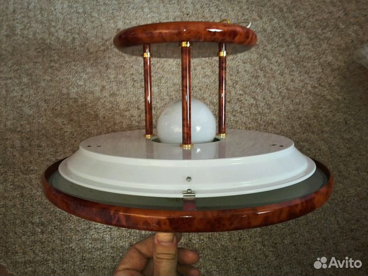 Светильник