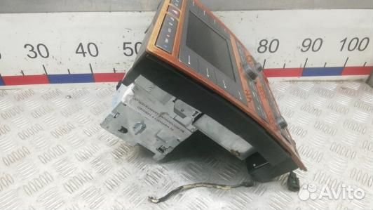 Магнитола volkswagen phaeton 1 (UEA02I301)