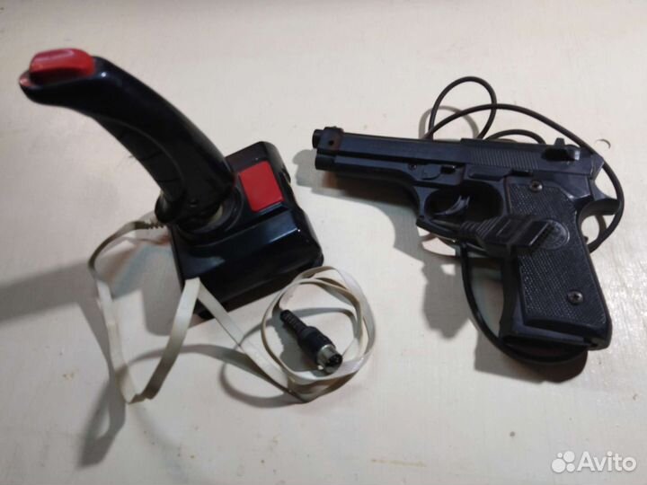 Джойстики - Пистолет для денди и манипулятор Парус