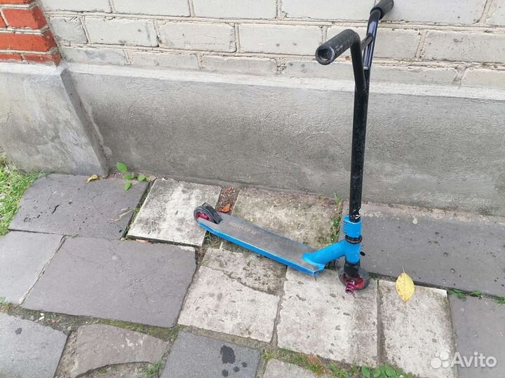 Трюковой самокат