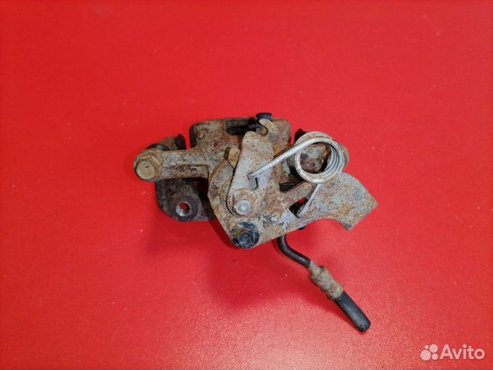 Суппорт задний левый Hyundai Solaris RB G4FA 2011