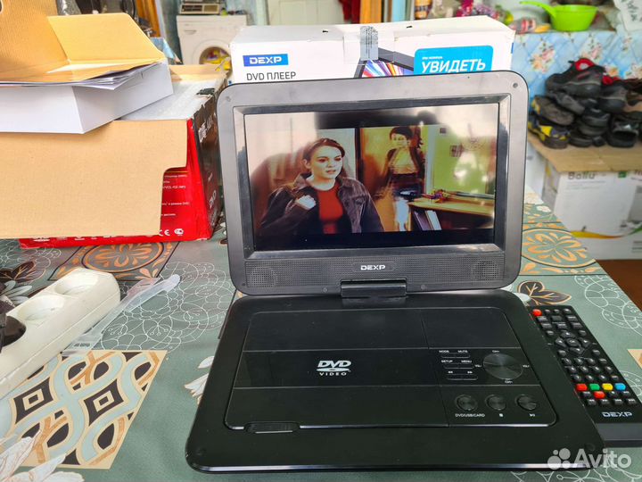 Портативный DVD плеер DVT2-R75001 с цифровым тв