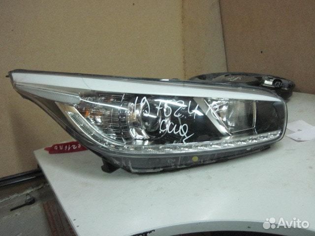 Фара правая Kia Ceed