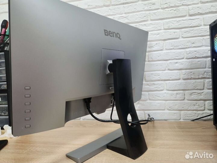 Монитор benq 27 2560x1440p
