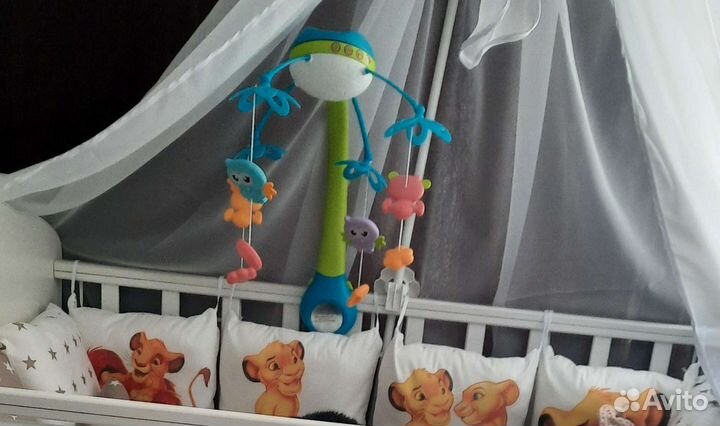 Мобиль для детской кроватки