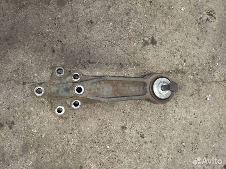 Кронштейн (крепление) DAF XF 105 2007 1304846