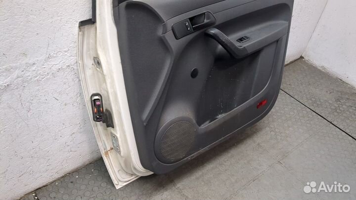 Дверь боковая правая передняя Volkswagen Caddy, 2011