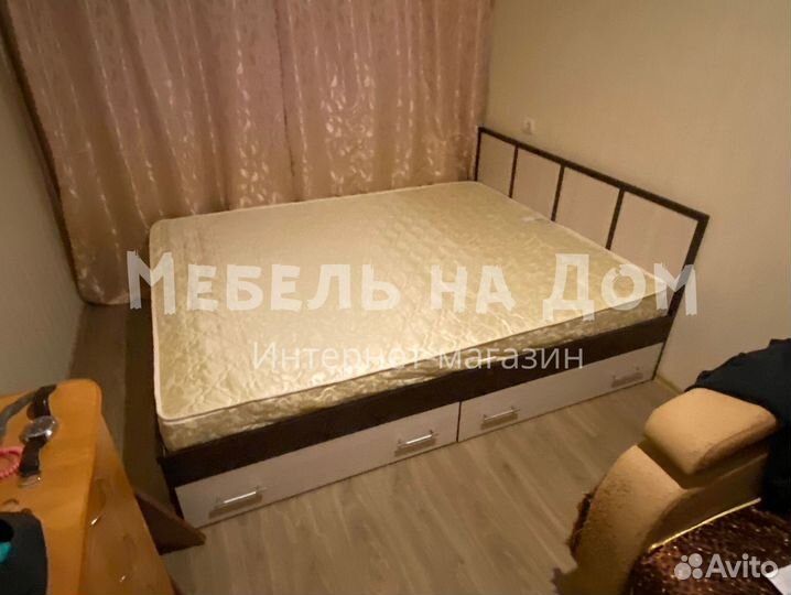 Кровать