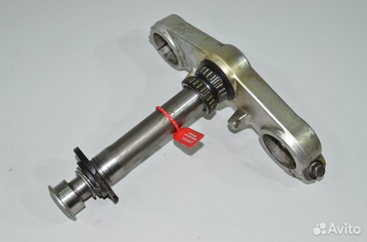 Траверса нижняя Kawasaki ZX-9R ZX900B