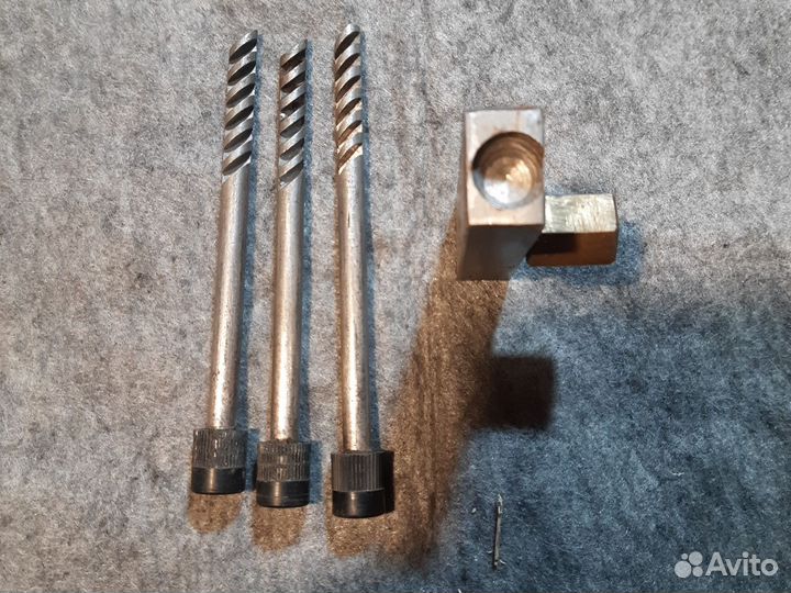 Замок гаражный внутренний