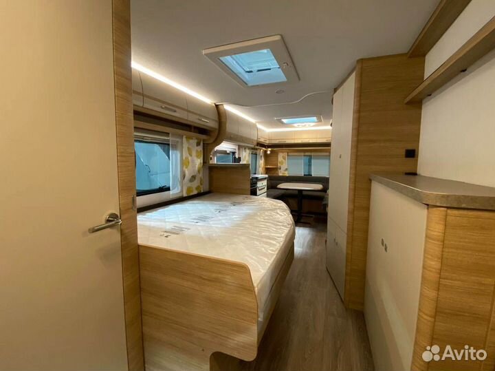 Прицеп-дача Fendt Bianco Activ 720 SKDW, 2023