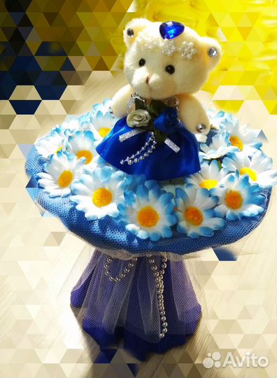 Букет с мягкой игрушкой