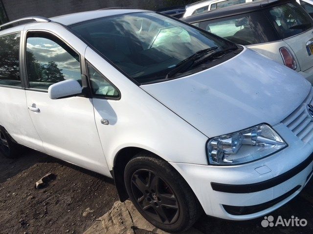 Разбор на запчасти Volkswagen Sharan