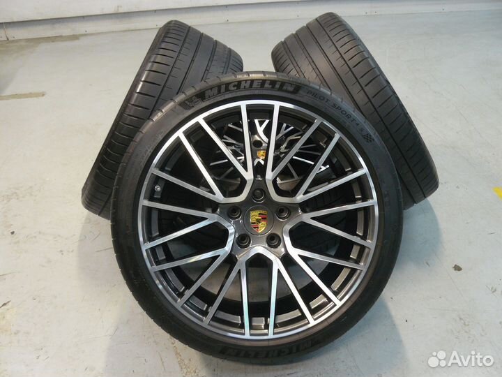 Колеса R22 оригинал Porsche Cayenne Coupe E3