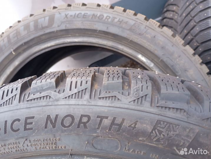 Michelin X-Ice North 4 245/40 R19