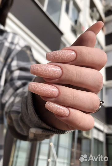 Маникюр и педикюр