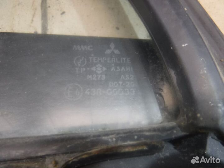Стекло деври задней правой Mitsubishi Lancer V