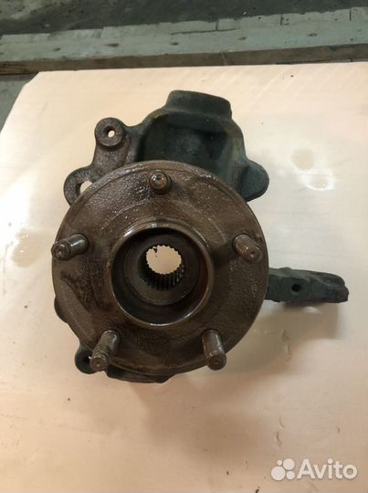 Поворотный кулак ford focus 3