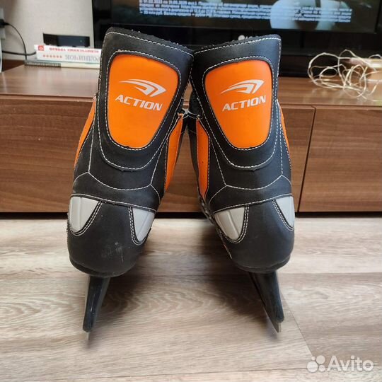 Коньки мужские р.43