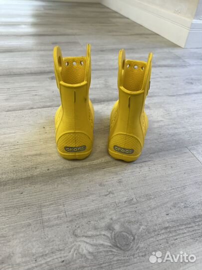 Резиновые сапоги crocs c7