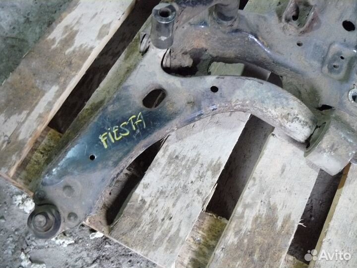 Рычаг передний для Ford Fiesta Fusion
