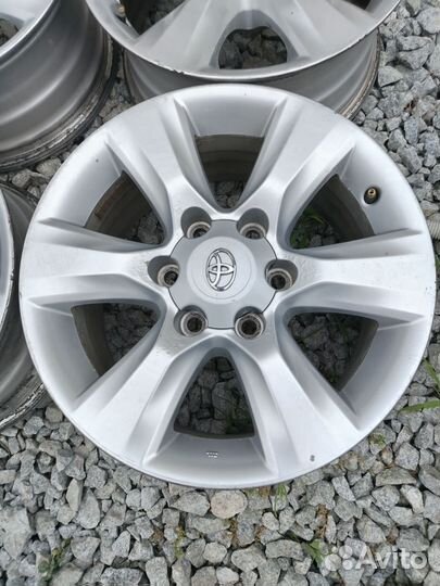 Оригинальные литые диски Toyota R17-6x139,7