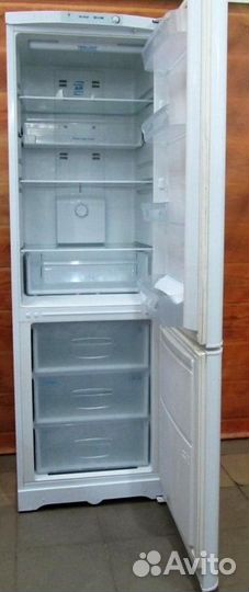 Холодильник бу indesit