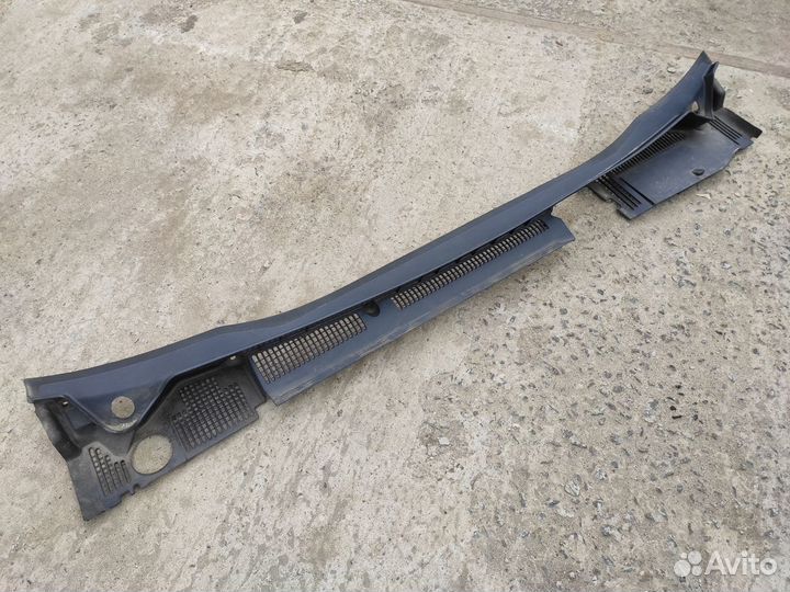 Жабо лобового стекла на Opel Meriva A