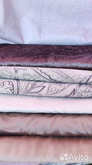 В резерве.Купоны,отрезы мебельной ткани на поделки