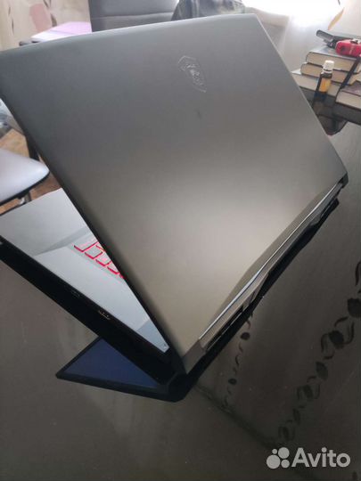 Игровой Msi katana gf76 17.3