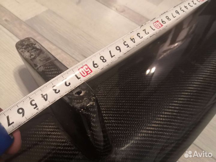 Карбоновый спойлер. Универсальный